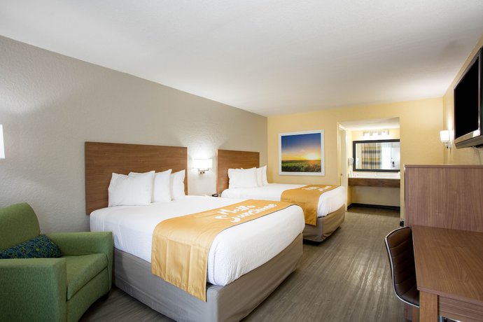 Imagen de la habitación del Hotel Days Inn by Wyndham Apopka/Orlando. Foto 2
