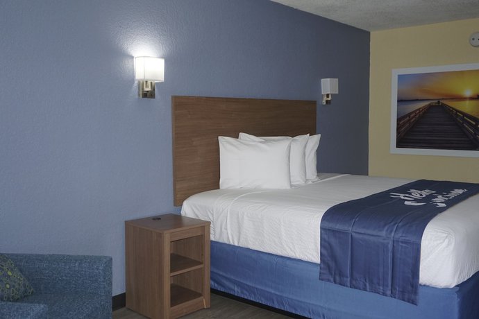 Imagen de la habitación del Hotel Days Inn by Wyndham Apopka/Orlando. Foto 3