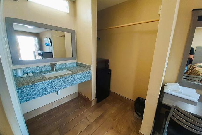 Imagen de la habitación del Hotel Days Inn by Wyndham Aransas Pass. Foto 4