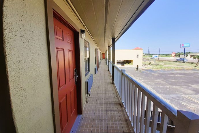 Imagen de los interiores del Hotel Days Inn by Wyndham Aransas Pass. Foto 20