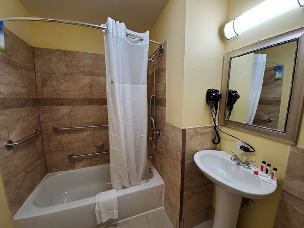 Imagen de la habitación del Hotel Days Inn by Wyndham Atlanta/Southlake/Morrow, Morrow. Foto 6