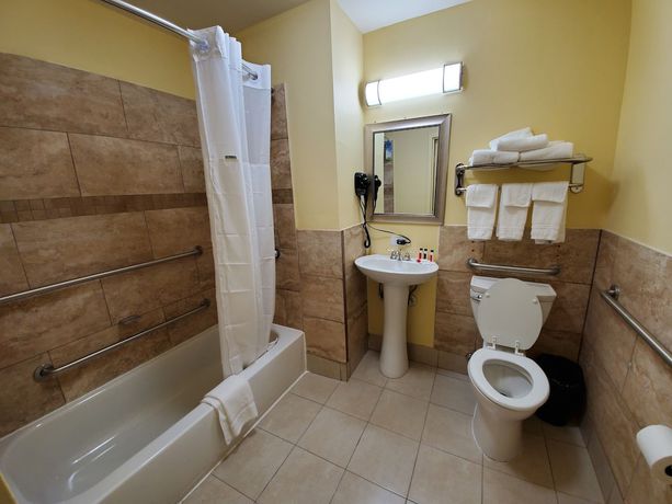 Imagen de la habitación del Hotel Days Inn by Wyndham Atlanta/Southlake/Morrow, Morrow. Foto 10