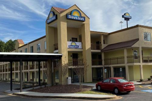 Imagen general del Hotel Days Inn by Wyndham Atlanta/Southlake/Morrow, Morrow. Foto 4