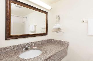Imagen de la habitación del Hotel Days Inn by Wyndham Bakersfield. Foto 7