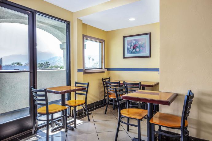 Imagen del bar/restaurante del Hotel Days Inn by Wyndham Banning Casino/Outlet Mall. Foto 5