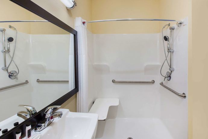 Imagen de la habitación del Hotel Days Inn by Wyndham Baton Rouge Airport. Foto 8