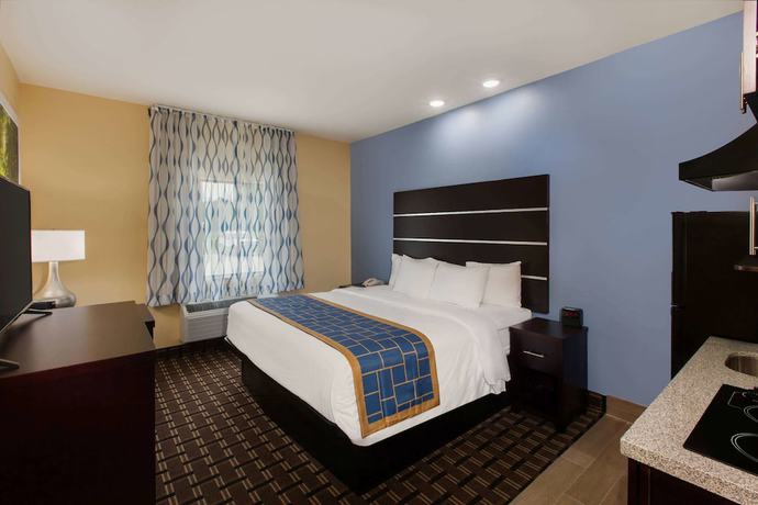 Imagen de la habitación del Hotel Days Inn by Wyndham Baton Rouge Airport. Foto 11