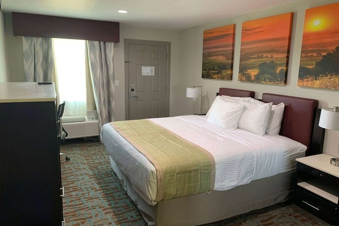 Imagen de la habitación del Hotel Days Inn by Wyndham Bellville Mansfield. Foto 4