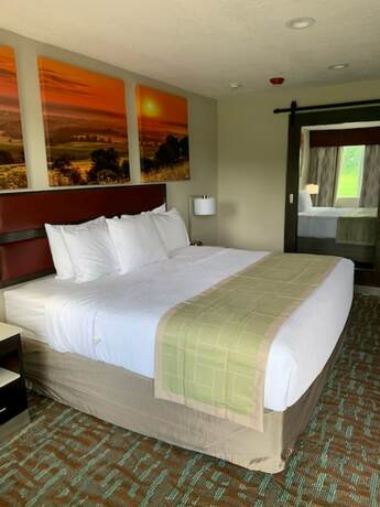 Imagen de la habitación del Hotel Days Inn by Wyndham Bellville Mansfield. Foto 8