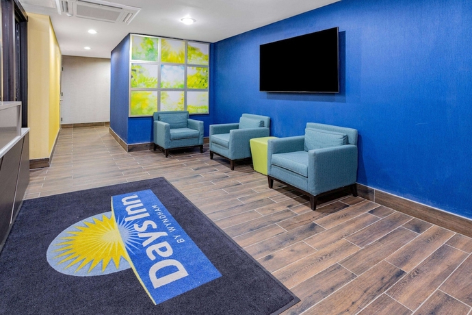 Imagen de los interiores del Hotel Days Inn by Wyndham Bronx NYC. Foto 14