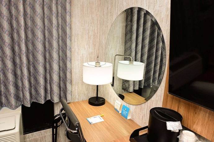 Imagen de la habitación del Hotel Days Inn by Wyndham Bronx NYC. Foto 8