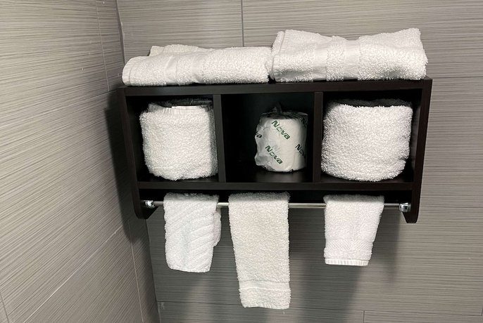 Imagen de la habitación del Hotel Days Inn by Wyndham Calhoun GA I-75 and US-41. Foto 13