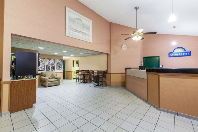 Imagen de los interiores del Hotel Days Inn by Wyndham Canastota/Verona. Foto 14