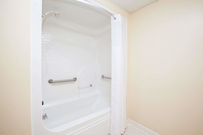 Imagen de la habitación del Hotel Days Inn by Wyndham Canastota/Verona. Foto 6