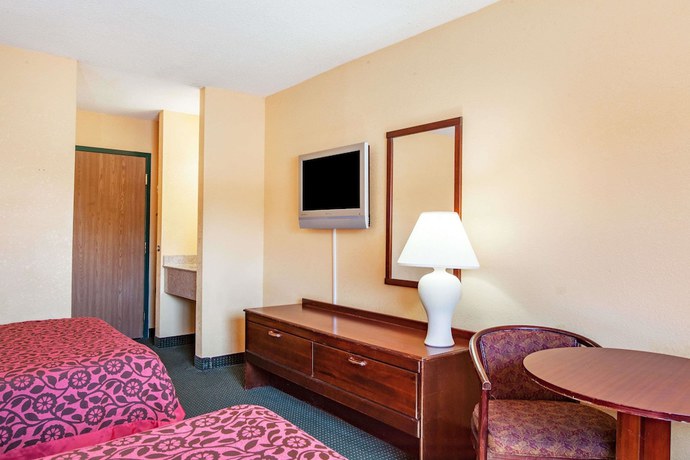 Imagen de la habitación del Hotel Days Inn by Wyndham Canastota/Verona. Foto 12