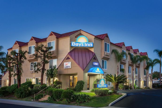Imagen general del Hotel Days Inn by Wyndham Carlsbad, Carlsbad. Foto 1