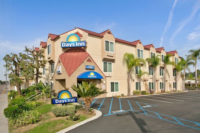 Imagen general del Hotel Days Inn by Wyndham Carlsbad, Carlsbad. Foto 3