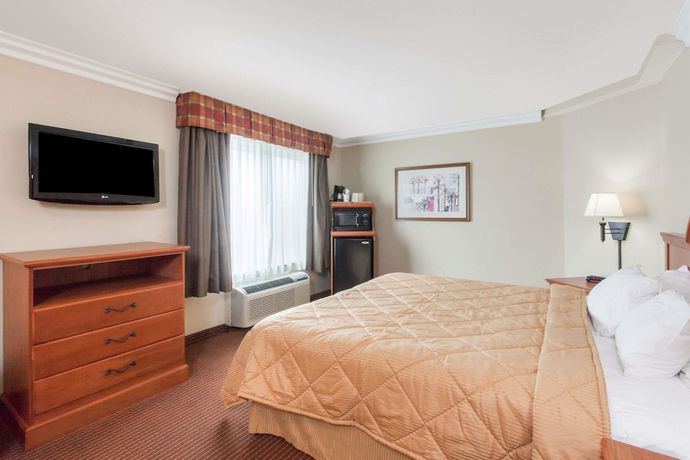 Imagen de la habitación del Hotel Days Inn by Wyndham Carlsbad, Carlsbad. Foto 13