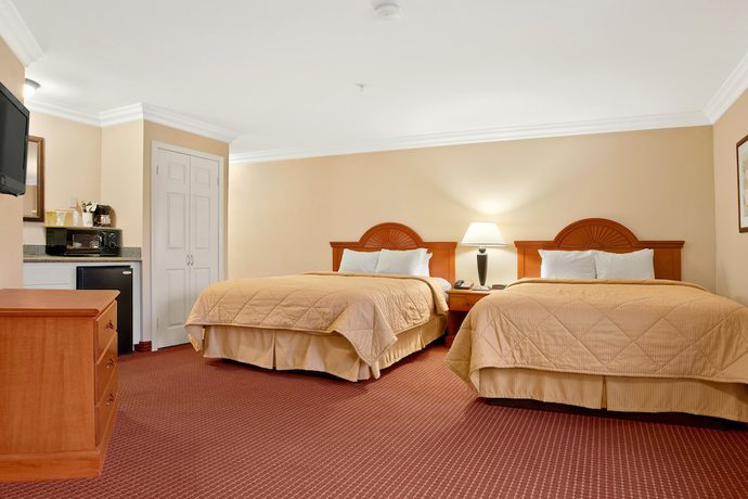Imagen de la habitación del Hotel Days Inn by Wyndham Carlsbad, Carlsbad. Foto 14