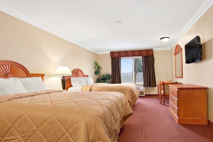 Imagen de la habitación del Hotel Days Inn by Wyndham Carlsbad, Carlsbad. Foto 15