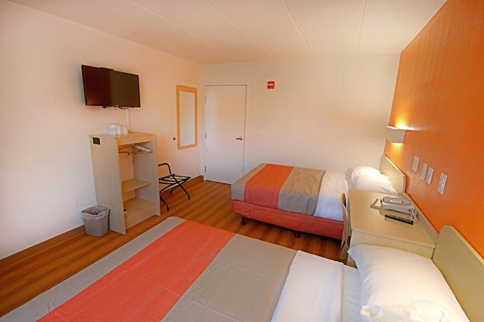 Imagen de la habitación del Hotel Days Inn by Wyndham Charleston WV. Foto 6
