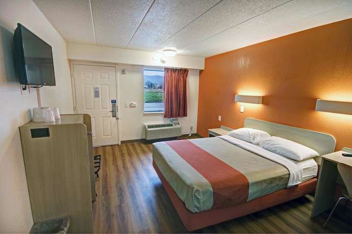 Imagen de la habitación del Hotel Days Inn by Wyndham Charleston WV. Foto 7
