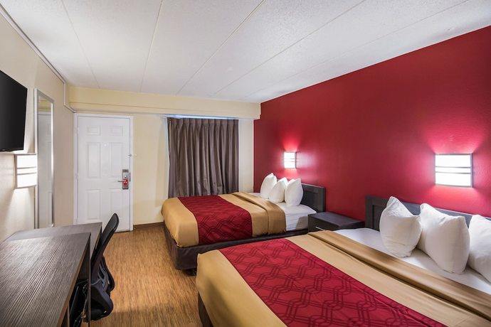 Imagen de la habitación del Hotel Days Inn by Wyndham Charleston WV. Foto 11