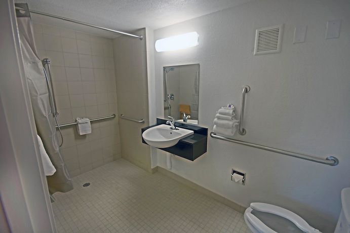 Imagen de la habitación del Hotel Days Inn by Wyndham Charleston WV. Foto 15