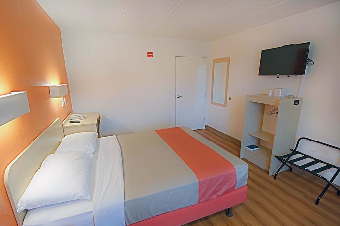 Imagen de la habitación del Hotel Days Inn by Wyndham Charleston WV. Foto 17