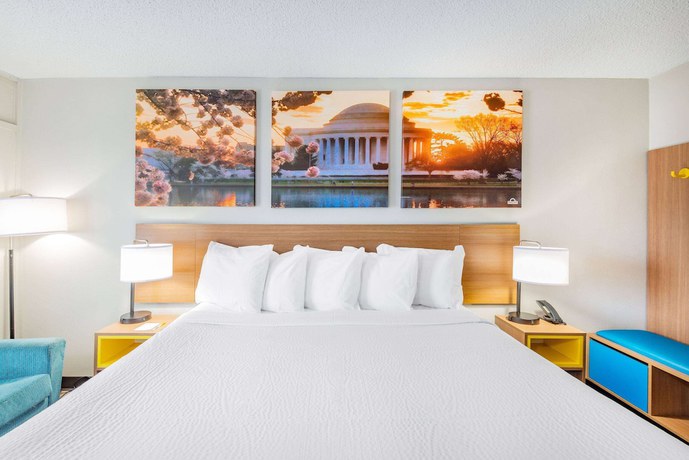 Imagen de la habitación del Hotel Days Inn by Wyndham Charlottesville/University Area. Foto 4