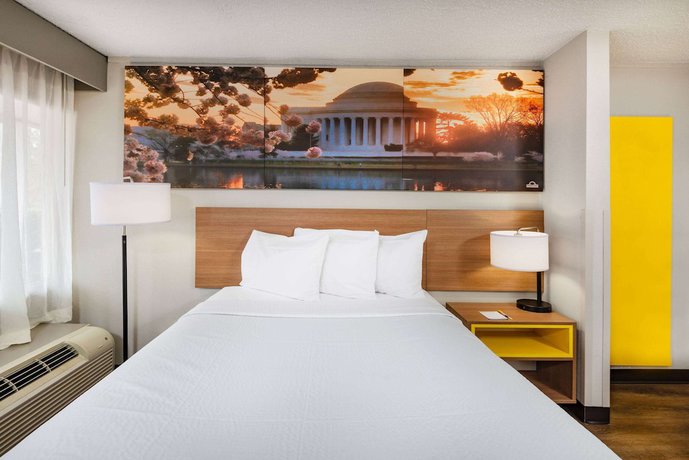Imagen de la habitación del Hotel Days Inn by Wyndham Charlottesville/University Area. Foto 6