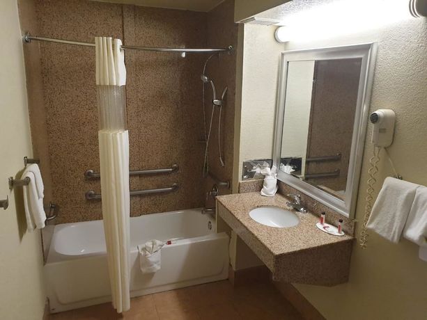 Imagen de la habitación del Hotel Days Inn by Wyndham Chattanooga Lookout Mountain West. Foto 8