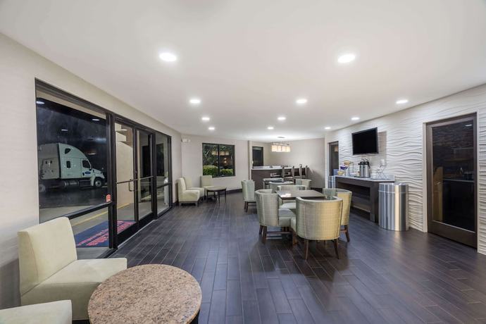 Imagen de los interiores del Hotel Days Inn by Wyndham Chattanooga Lookout Mountain West. Foto 14