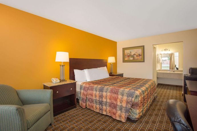 Imagen de la habitación del Hotel Days Inn by Wyndham Chester, Chester. Foto 5