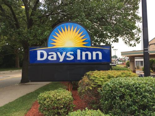Imagen general del Hotel Days Inn by Wyndham Chester Philadelphia Airport. Foto 5