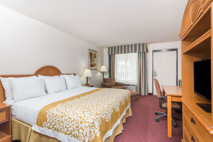 Imagen de la habitación del Hotel Days Inn by Wyndham Chiefland. Foto 5