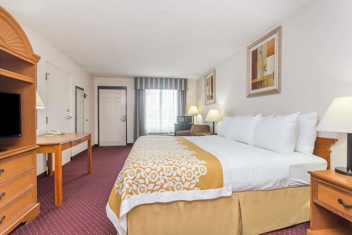 Imagen de la habitación del Hotel Days Inn by Wyndham Chiefland. Foto 10