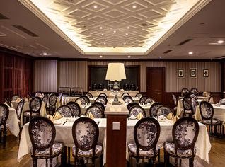 Imagen del bar/restaurante del Hotel Days Inn by Wyndham Chongqing Guangyu. Foto 2
