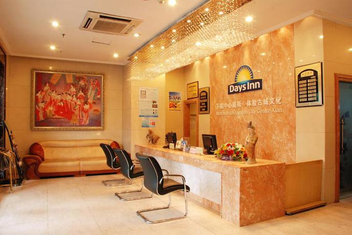 Imagen de los interiores del Hotel Days Inn by Wyndham City Centre Xian. Foto 7