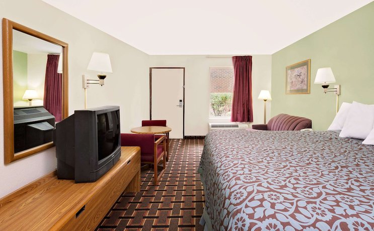Imagen de la habitación del Hotel Days Inn by Wyndham Cleveland TN. Foto 5