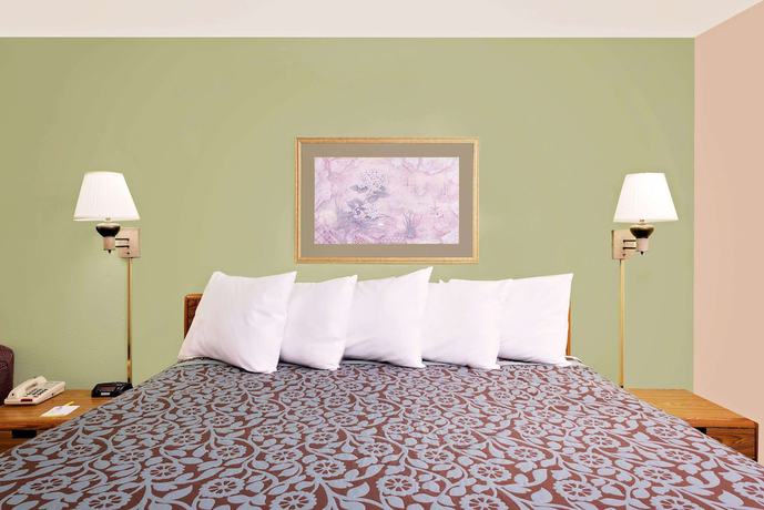 Imagen de la habitación del Hotel Days Inn by Wyndham Cleveland TN. Foto 13