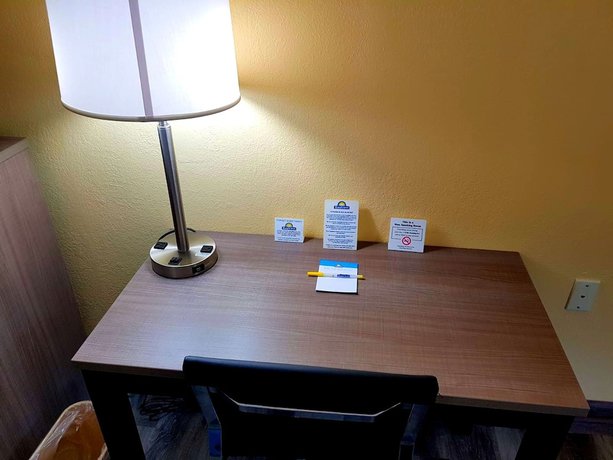 Imagen de la habitación del Hotel Days Inn by Wyndham Cleveland TN. Foto 16