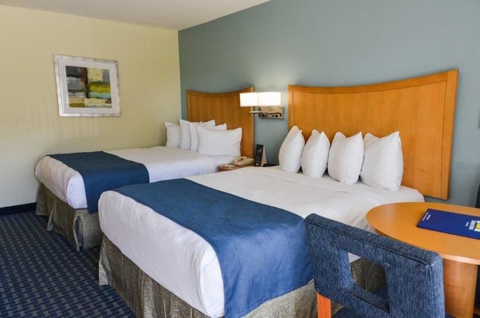 Imagen de la habitación del Hotel Days Inn by Wyndham Cocoa Beach Port Canaveral. Foto 3