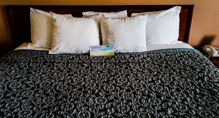 Imagen de la habitación del Hotel Days Inn by Wyndham Collinsville/St. Louis. Foto 2