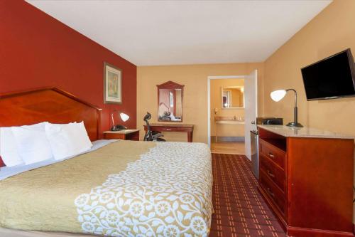 Imagen de la habitación del Hotel Days Inn by Wyndham Columbia. Foto 13
