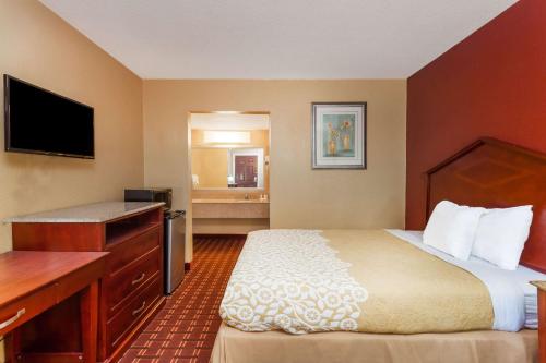 Imagen de la habitación del Hotel Days Inn by Wyndham Columbia. Foto 14