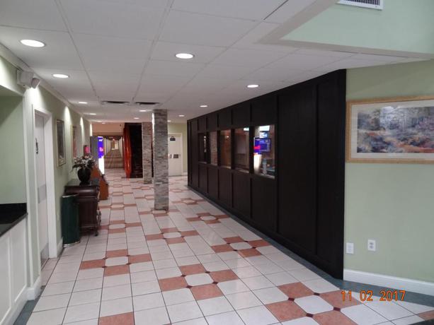 Imagen de los interiores del Hotel Days Inn by Wyndham Columbus East Airport. Foto 10