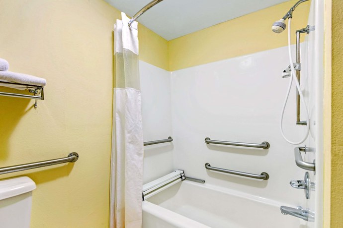 Imagen de la habitación del Hotel Days Inn by Wyndham Covington, Covington. Foto 15