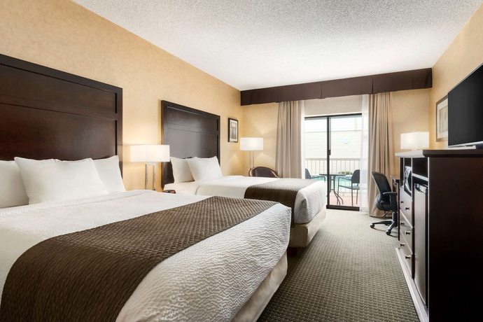 Imagen de la habitación del Hotel Days Inn by Wyndham Cranbrook Conference Centre. Foto 4