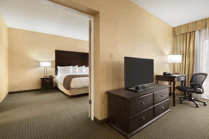 Imagen de la habitación del Hotel Days Inn by Wyndham Cranbrook Conference Centre. Foto 18